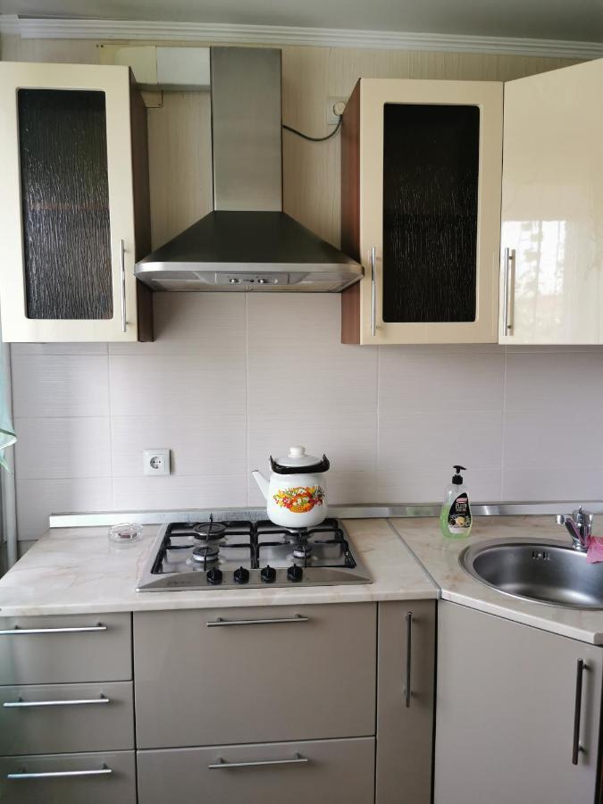 1 Комн Квартира В Центре Qostanai Exterior foto